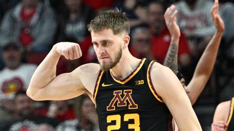 best college basketball bets tonight.